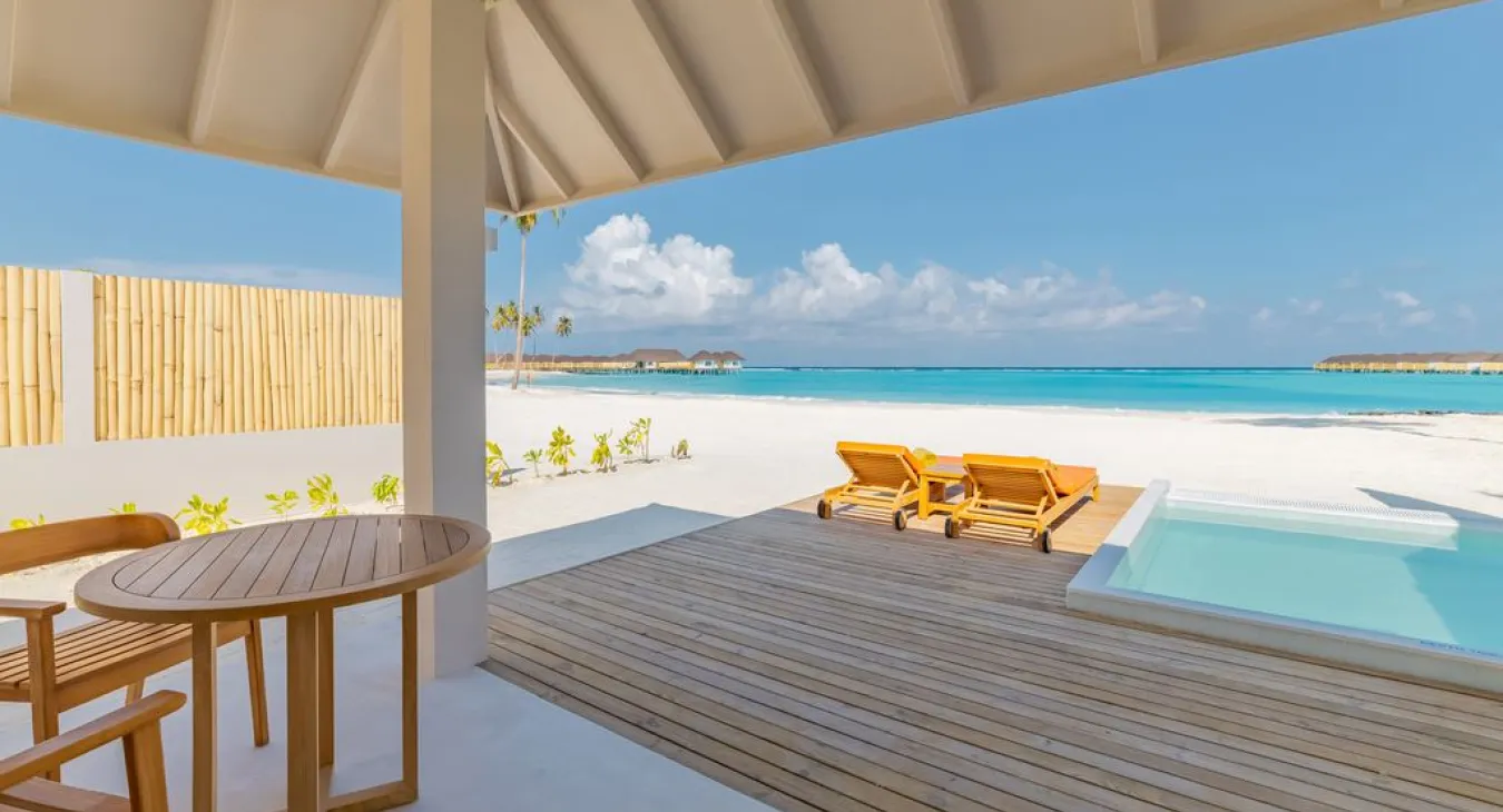 Grand Beach Villa With Pool фото 1. sun-siyam-olhuveli